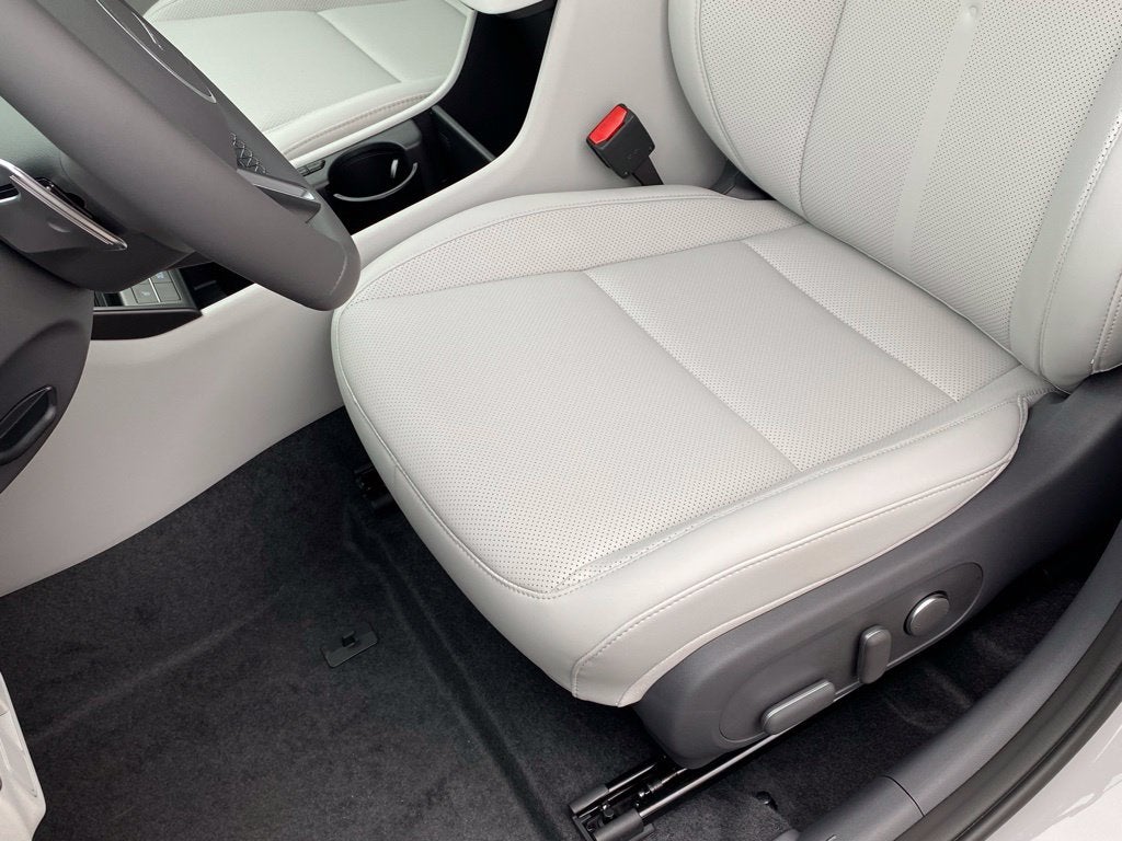 2027 Hyundai KONA SEL Premium FWD