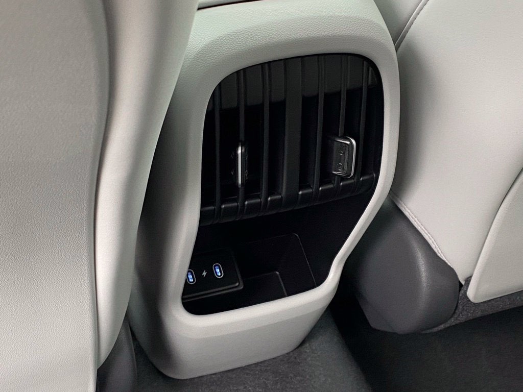 2027 Hyundai KONA SEL Premium FWD