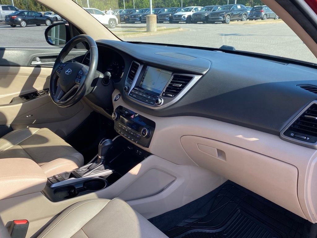 2017 Hyundai TUCSON SE Plus