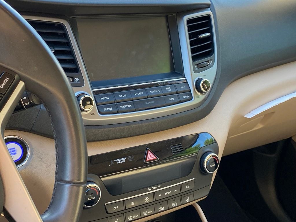 2017 Hyundai TUCSON SE Plus