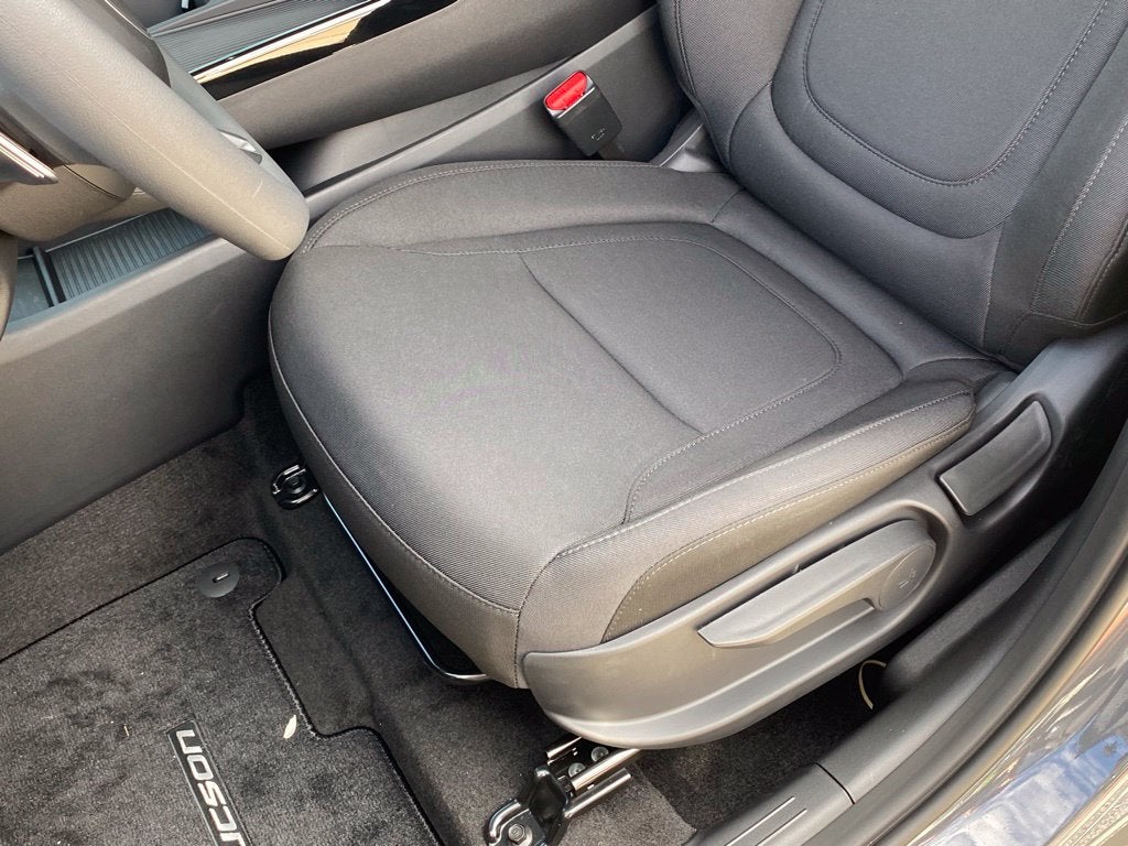 2026 Hyundai TUCSON HYBRID SE