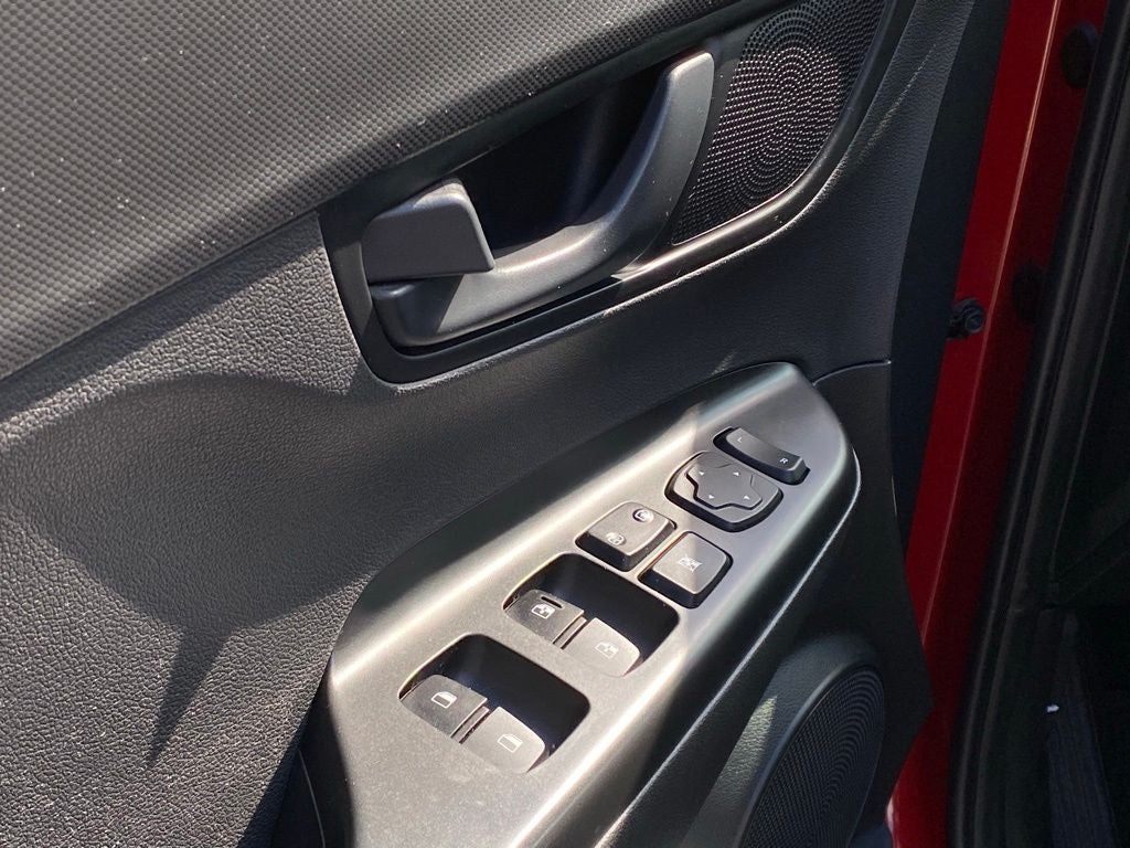 2021 Hyundai KONA SEL