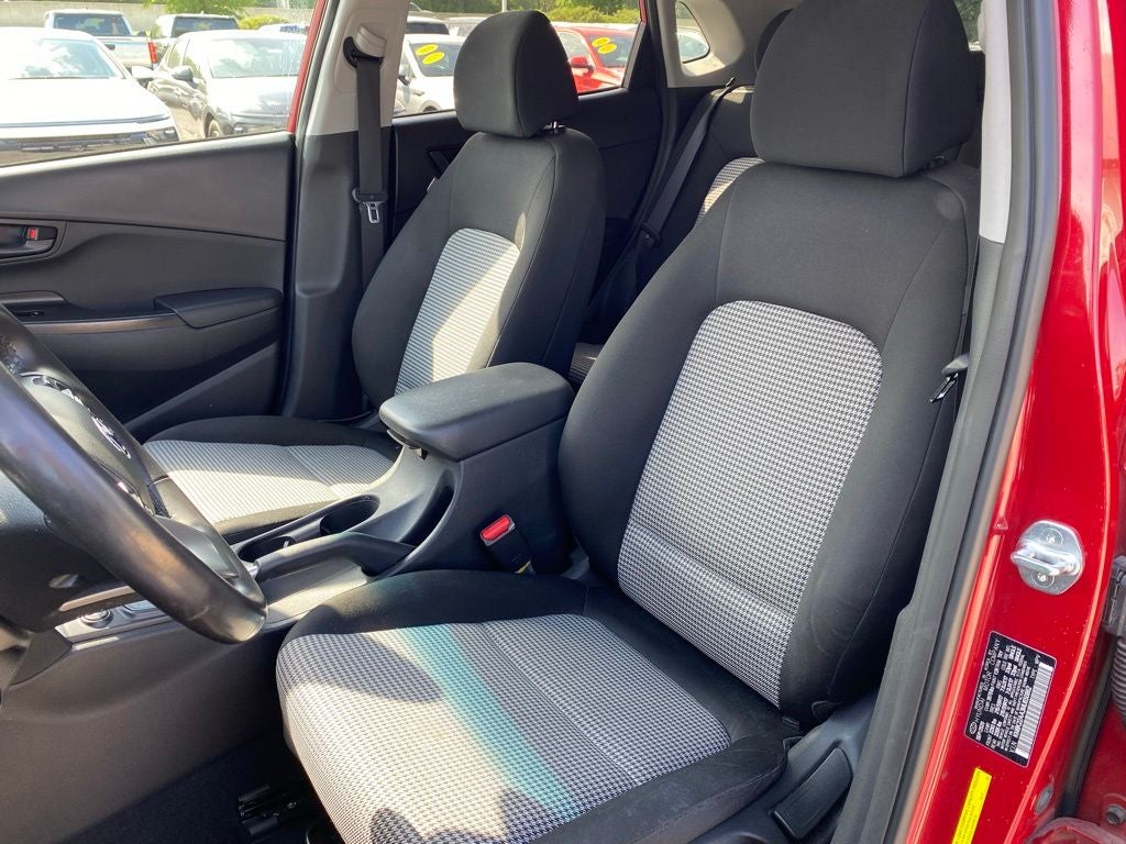 2021 Hyundai KONA SEL