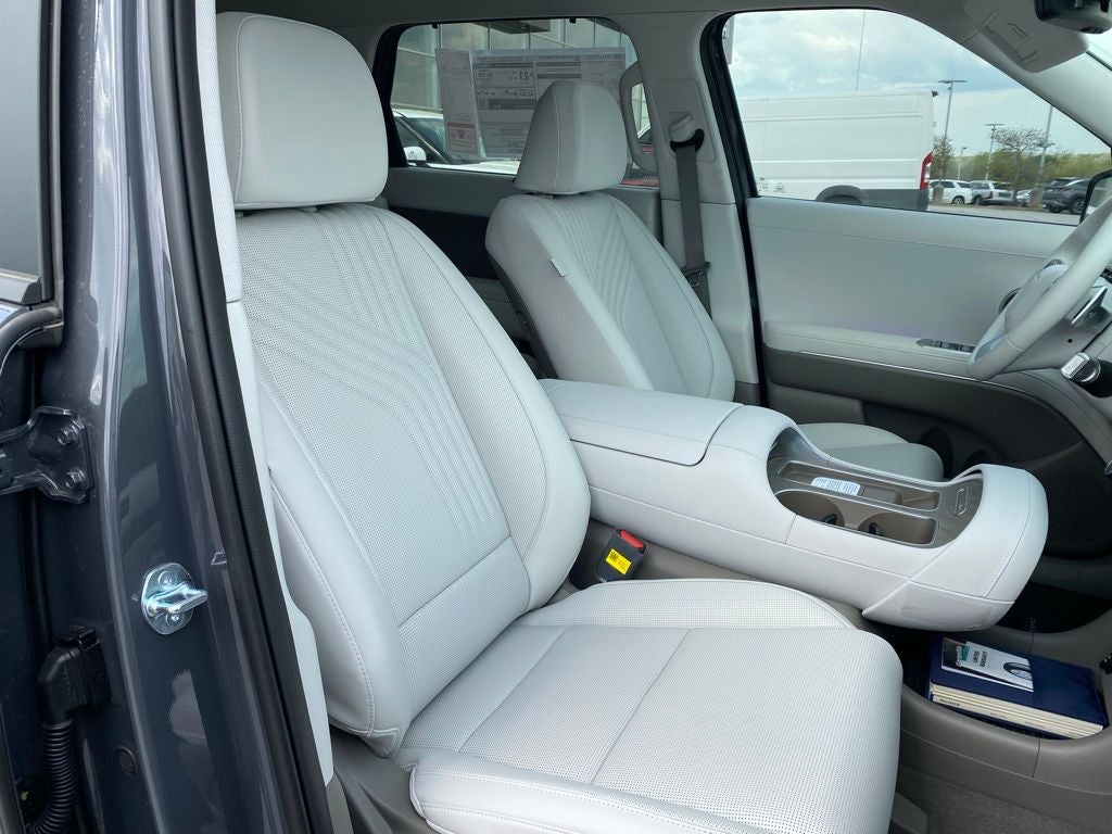 2026 Hyundai PALISADE SEL Premium FWD