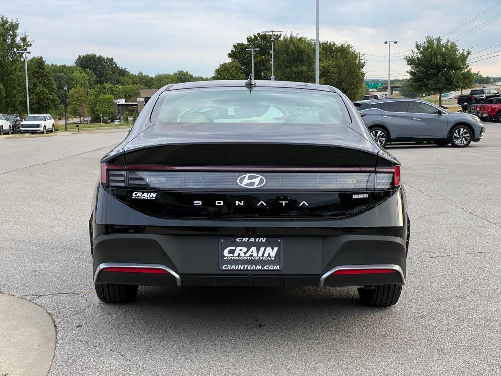 2026 Hyundai SONATA HYBRID Blue