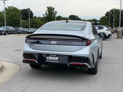 2026 Hyundai SONATA HYBRID SEL