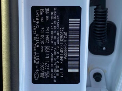 2026 Hyundai ELANTRA SE