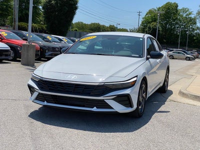 2025 Hyundai ELANTRA SEL Sport