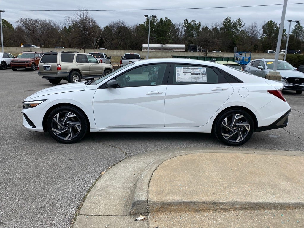 2025 Hyundai ELANTRA HYBRID SEL Sport