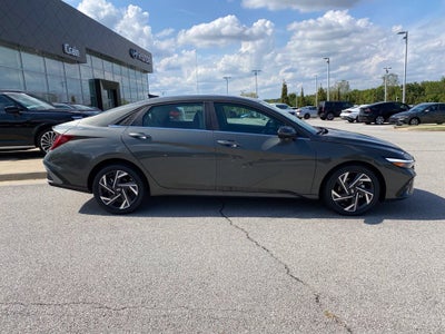 2026 Hyundai ELANTRA Limited