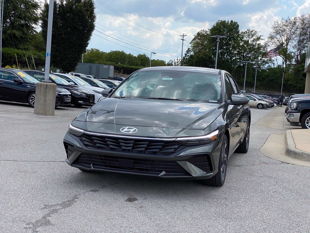 2026 Hyundai ELANTRA Limited