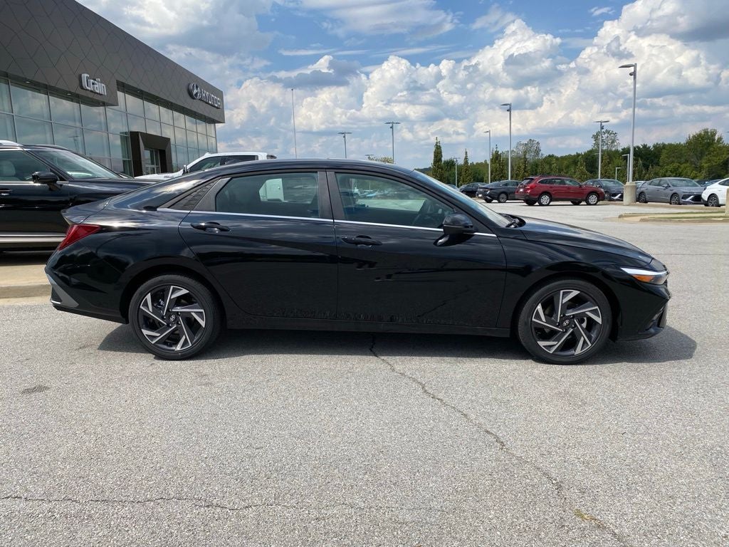 2026 Hyundai ELANTRA Limited