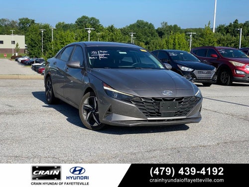 2023 Hyundai ELANTRA SEL