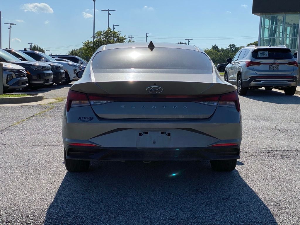 2023 Hyundai ELANTRA SEL
