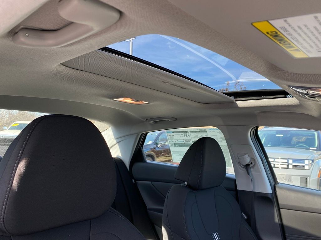 2025 Hyundai ELANTRA SEL Convenience