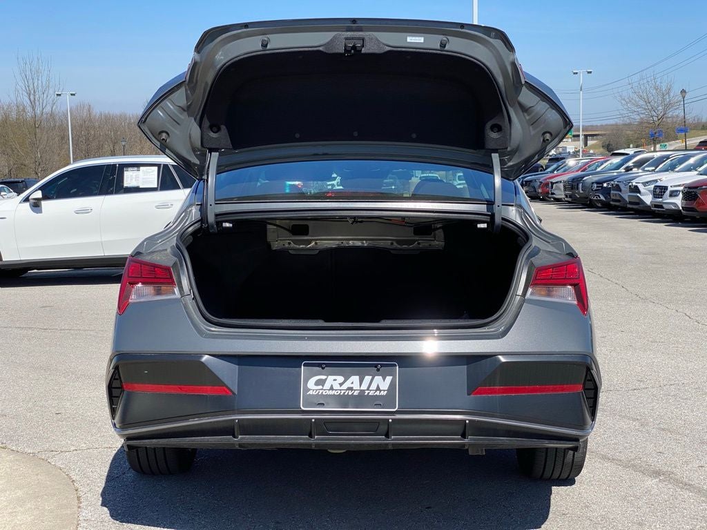 2025 Hyundai ELANTRA SEL Convenience