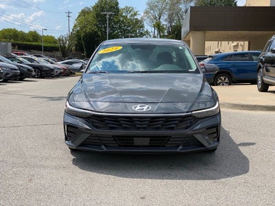 2024 Hyundai ELANTRA SEL