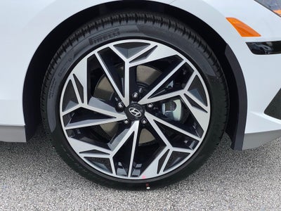 2025 Hyundai IONIQ 6 SEL