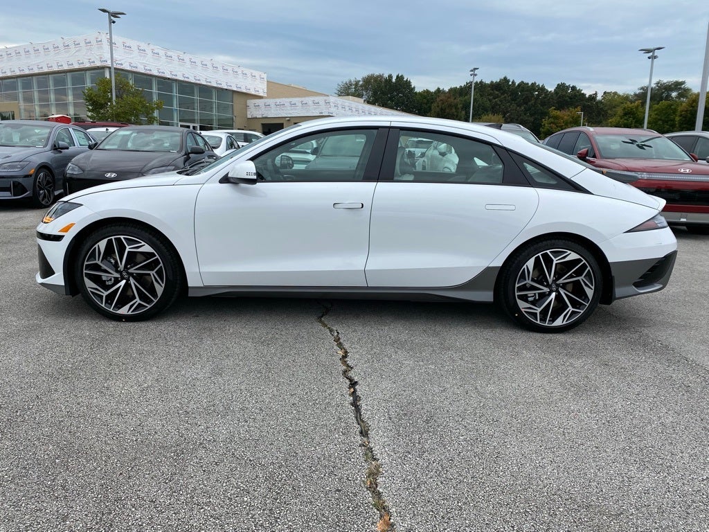 2025 Hyundai IONIQ 6 SEL