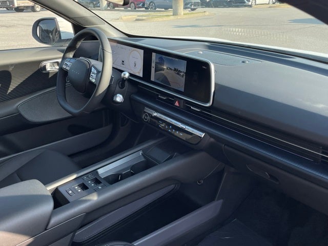 2025 Hyundai IONIQ 6 SEL
