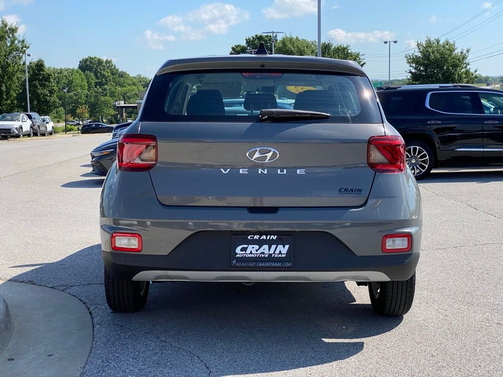 2022 Hyundai VENUE SE