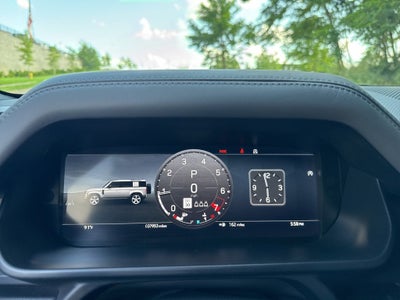 2024 Land Rover Defender 110 X-Dynamic SE
