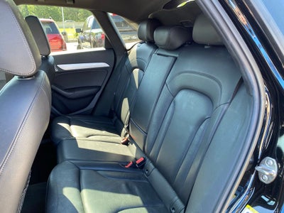 2017 Audi Q3 2.0T Premium quattro