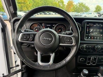 2019 Jeep Wrangler Unlimited Sahara - 4WD / CLEAN CARFAX / DANA AXLE