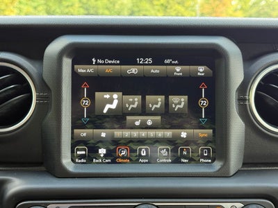 2019 Jeep Wrangler Unlimited Sahara - 4WD / CLEAN CARFAX / DANA AXLE