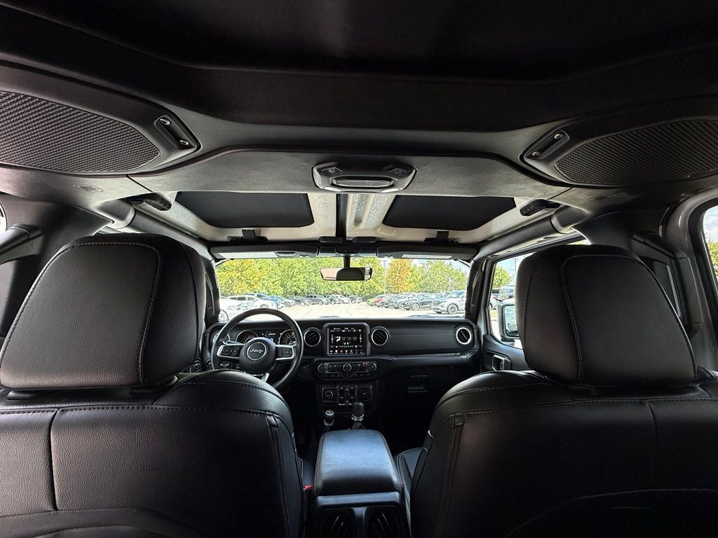 2019 Jeep Wrangler Unlimited Sahara - 4WD / CLEAN CARFAX / DANA AXLE