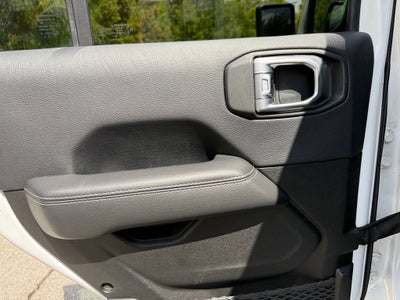 2019 Jeep Wrangler Unlimited Sahara - 4WD / CLEAN CARFAX / DANA AXLE
