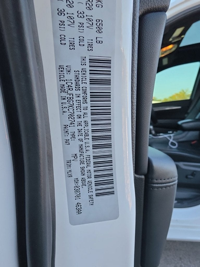 2019 Jeep Grand Cherokee Limited X - 4WD / PANORAMIC SUNROOF / CLEAN CARFAX