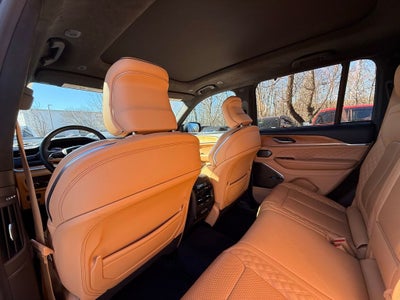 2022 Jeep Grand Cherokee Summit TECH GROUP 5