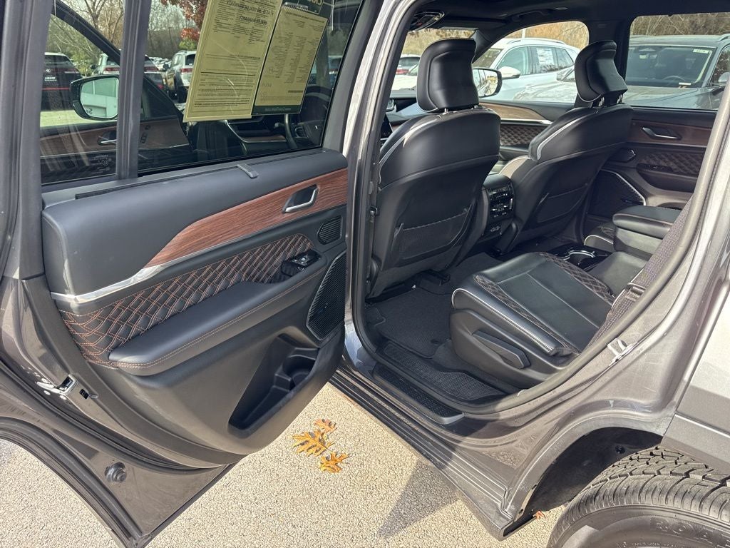 2023 Jeep Grand Cherokee L Summit
