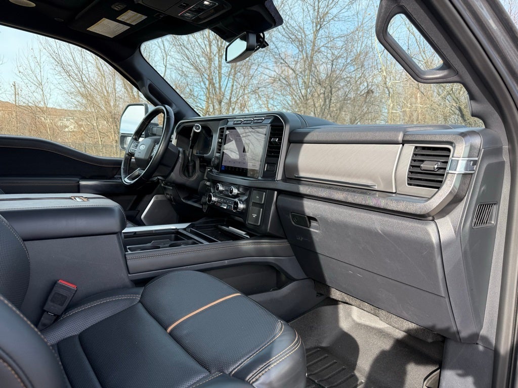 2024 Ford F-250SD Platinum Work + Luxury