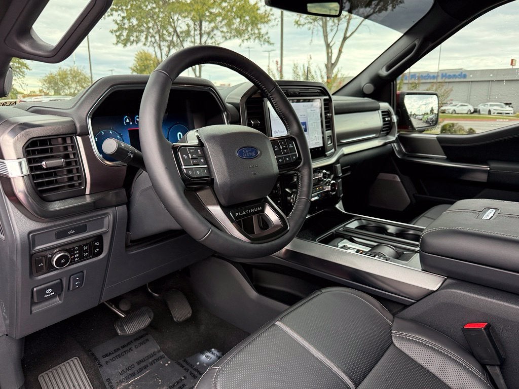 2026 Ford F-150 Platinum - 4WD / CLEAN CARFAX / ONE OWNER