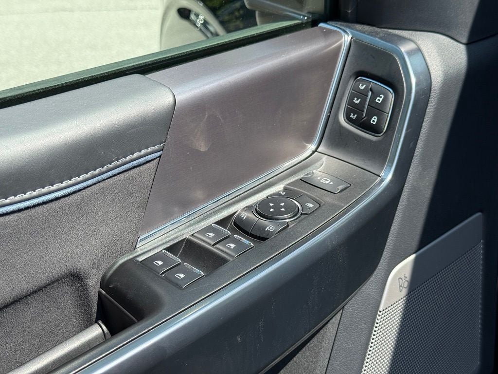 2025 Ford F-150 Platinum - 4WD / CLEAN CARFAX / ONE OWNER