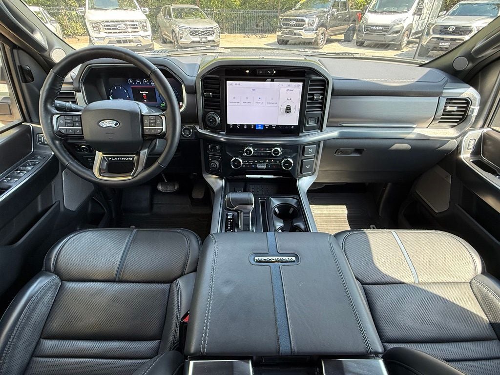2025 Ford F-150 Platinum - 4WD / CLEAN CARFAX / ONE OWNER
