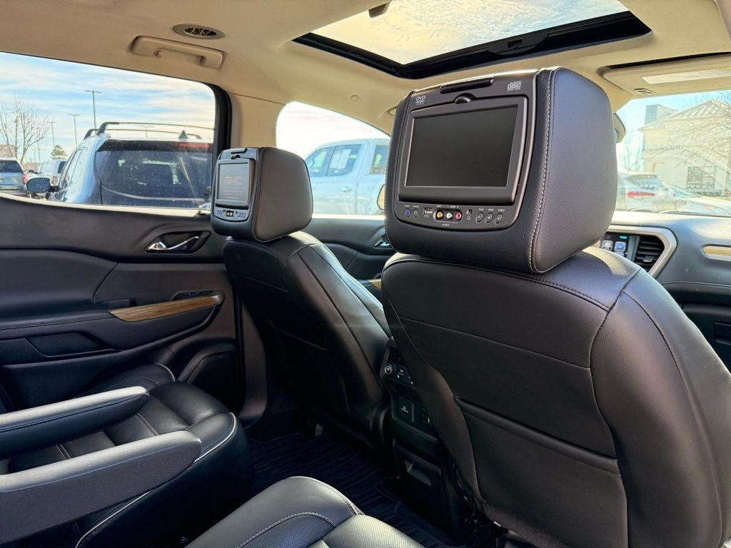 2017 GMC Acadia Denali LOW MILES!!