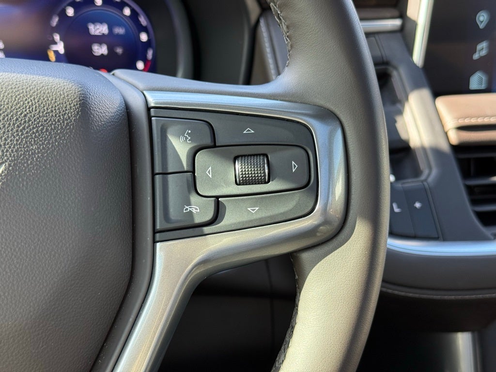 2023 Chevrolet Suburban Z71 2ND ROW BUCKET