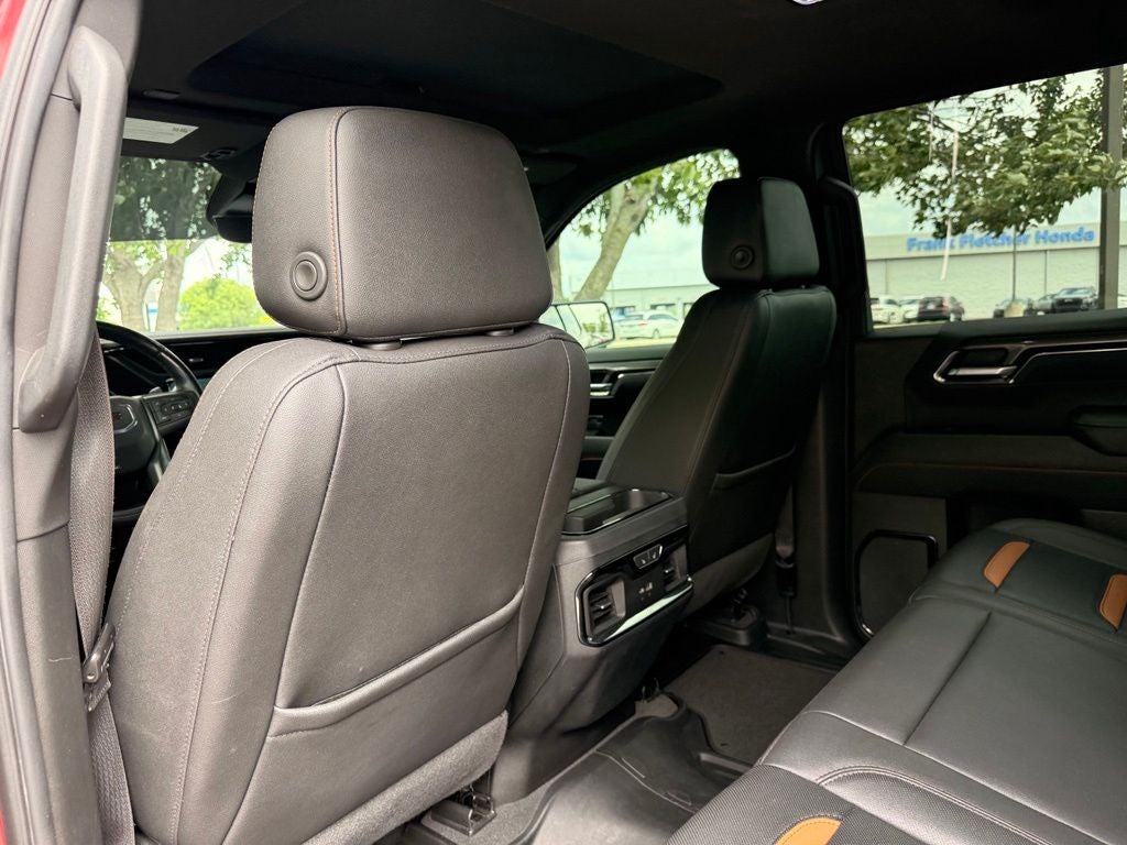 2022 GMC Sierra 1500 AT4