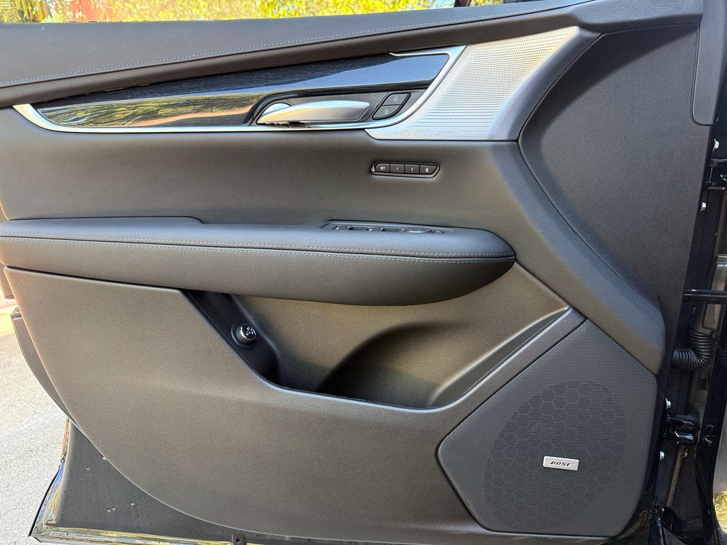2026 Cadillac XT5 Premium Luxury - AWD / SUNROOF / ONE OWNER