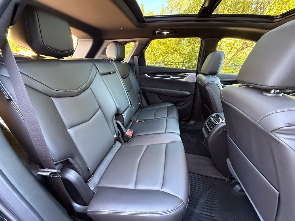 2026 Cadillac XT5 Premium Luxury - AWD / SUNROOF / ONE OWNER