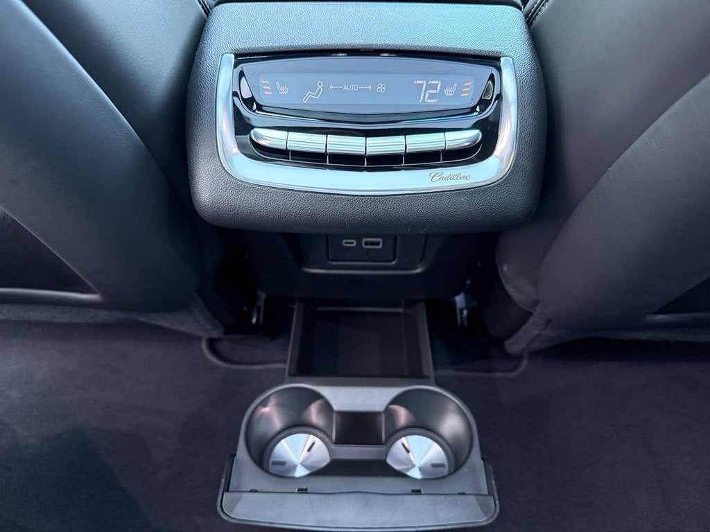 2024 Cadillac XT6 Premium Luxury Platinum - AWD / SUNROOF / ONE OWNER