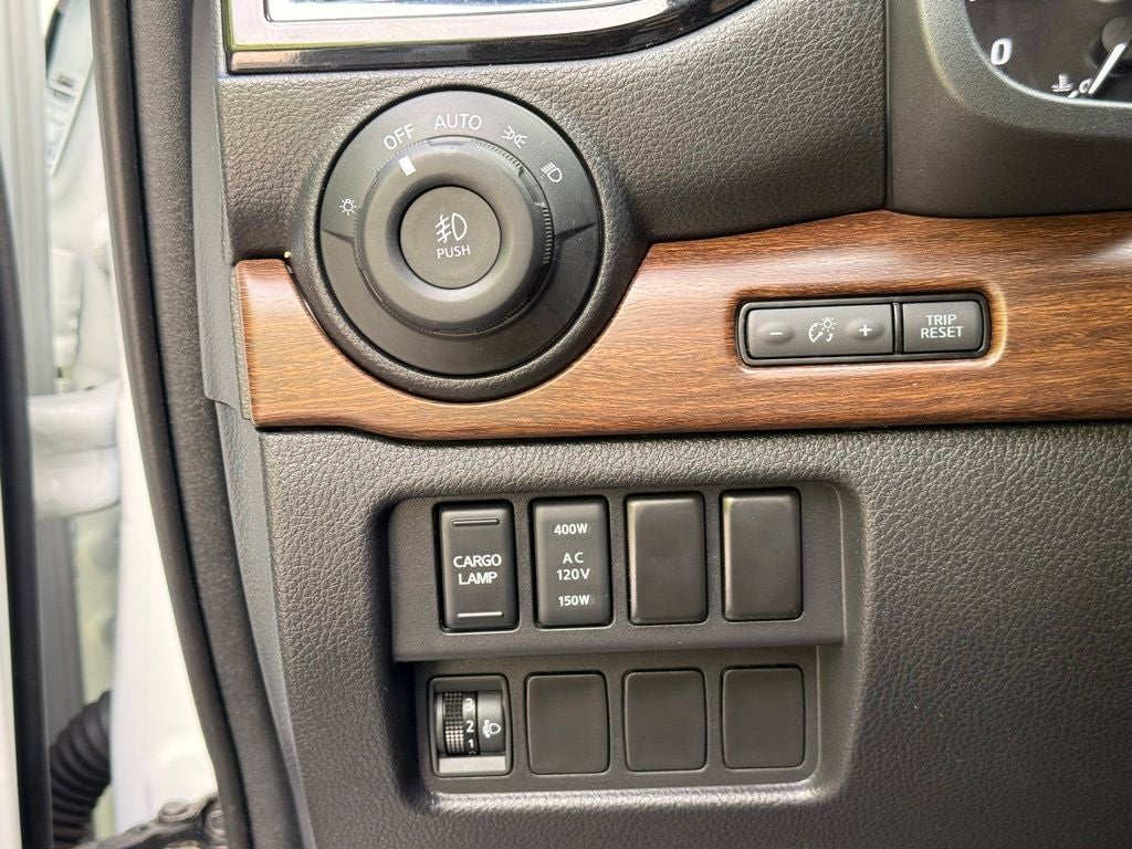 2020 Nissan Titan Platinum Reserve NICE TRUCK
