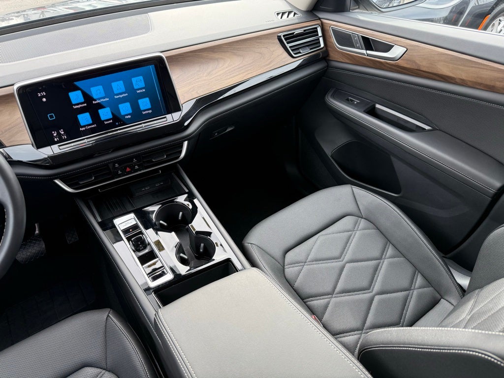 2025 Volkswagen Atlas 2.0T SE w/Technology ONE OWNER CAR FAX