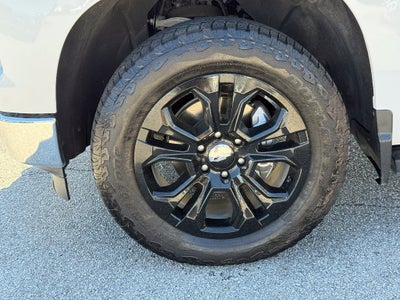 2024 Chevrolet Silverado 1500 LTZ - 4WD | CLEAN CARFAX | LIFTED!
