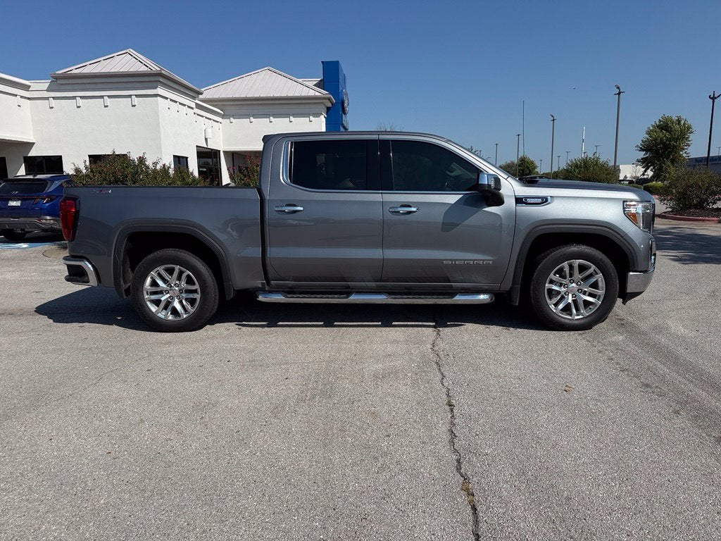 2021 GMC Sierra 1500 SLT - 4WD / CLEAN CARFAX