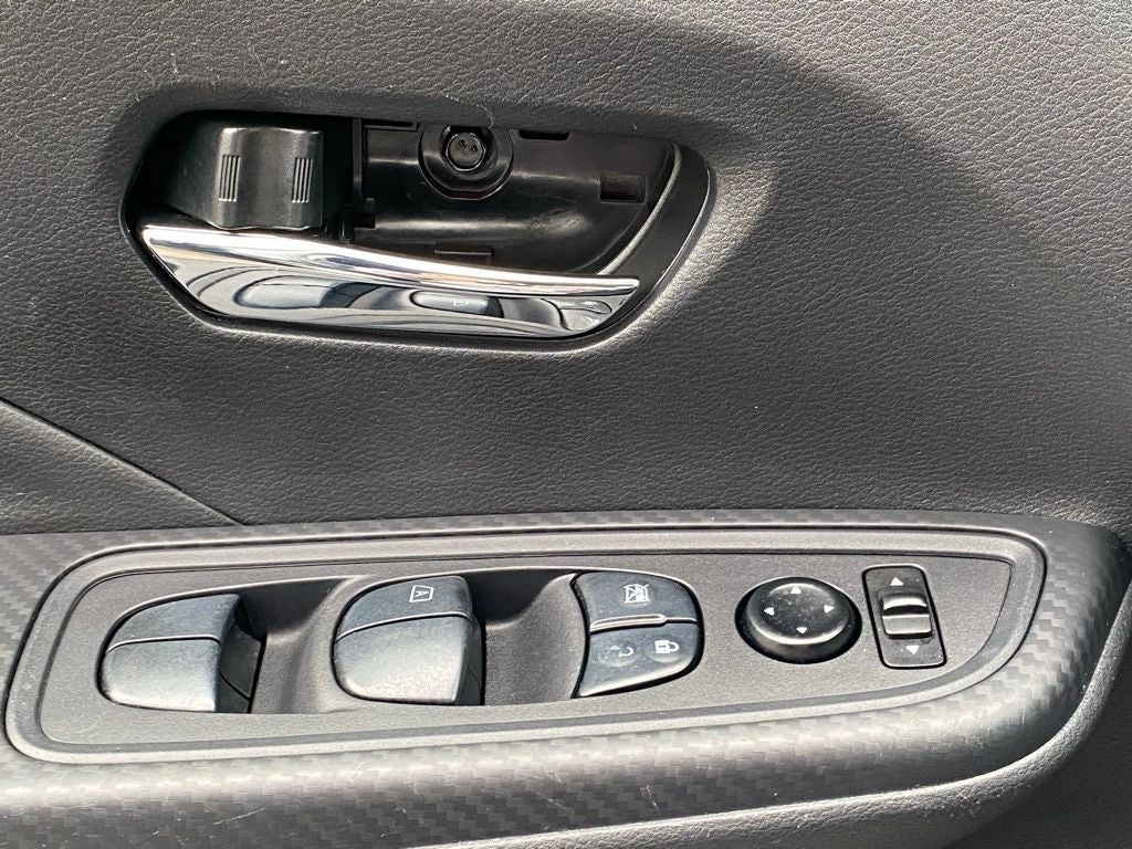 2024 Nissan Versa 1.6 SV