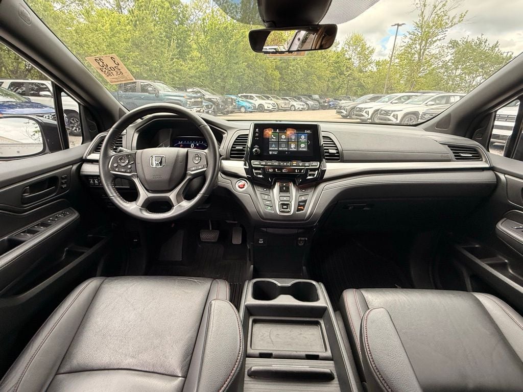 2023 Honda Odyssey Sport CLEAN